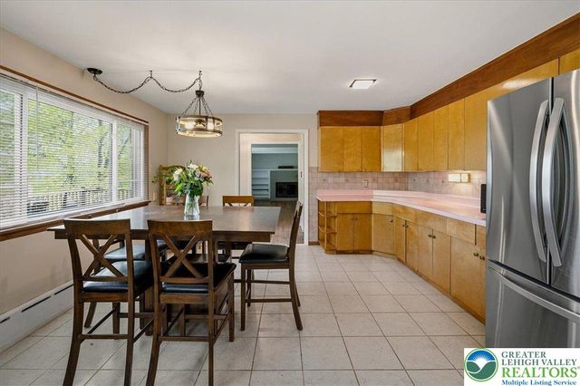 1115 Crestview Drive, Stroud Twp, PA 18360