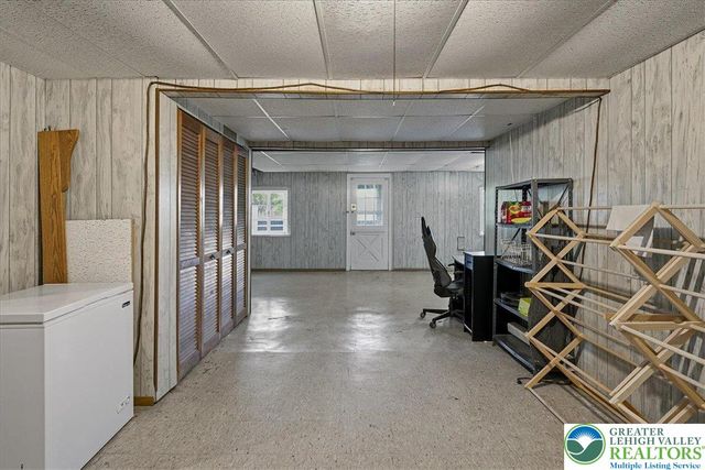 1115 Crestview Drive, Stroud Twp, PA 18360