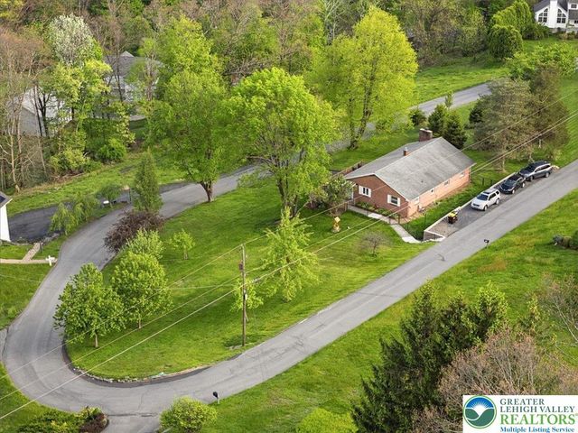 1115 Crestview Drive, Stroud Twp, PA 18360