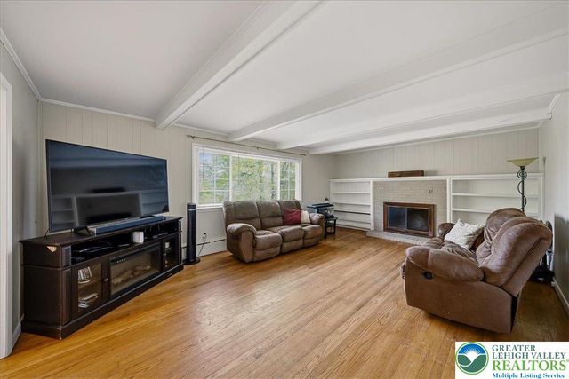 1115 Crestview Drive, Stroud Twp, PA 18360
