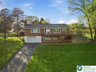1115 Crestview Drive, Stroud Twp, PA 18360