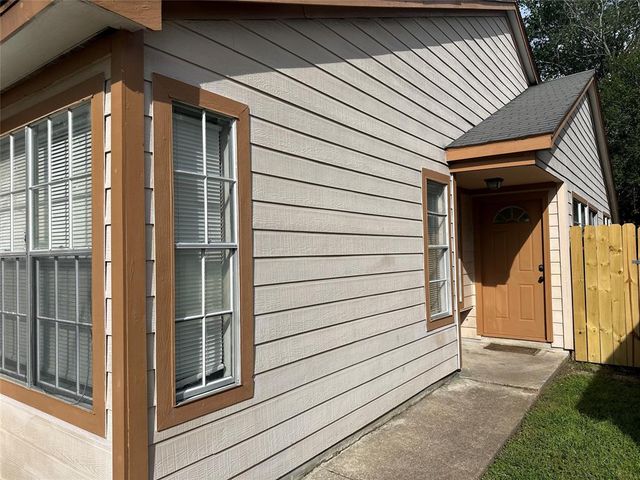 11522 Springshire Drive, Houston, TX 77066