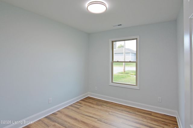 3306 Bridwell Dr, Louisville, KY 40216