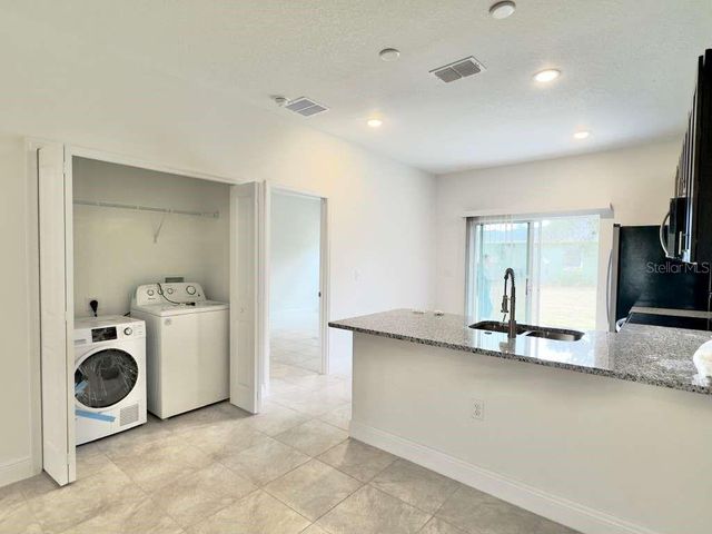 15885 SW 35TH COURT ROAD 1, Ocala, FL 34473