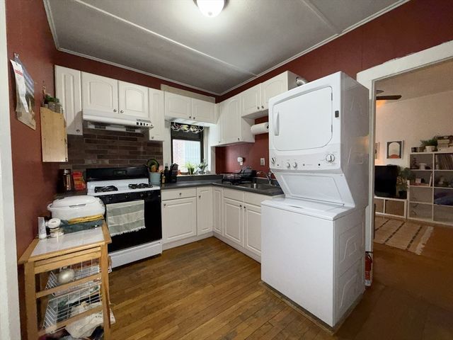 12 Royce Rd 1A, Boston, MA 02116