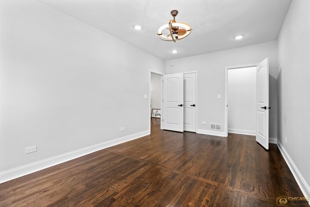 4656 N Leamington Avenue, Chicago, IL 60630