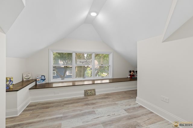 4656 N Leamington Avenue, Chicago, IL 60630