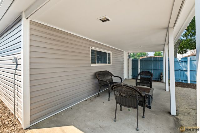 4656 N Leamington Avenue, Chicago, IL 60630