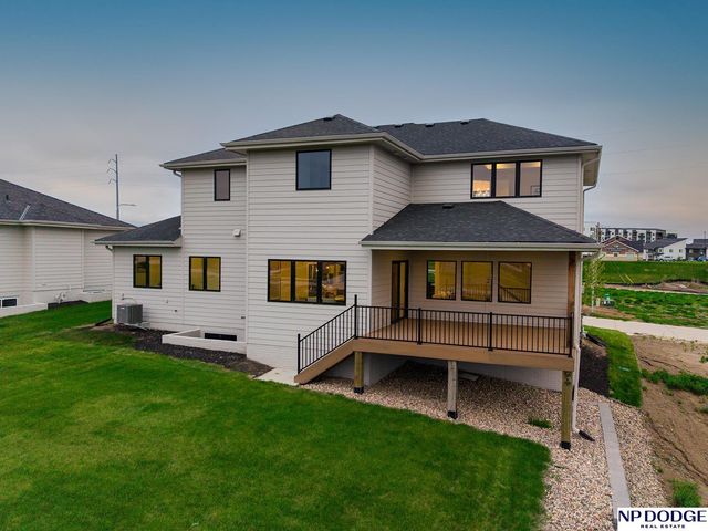 20131 R Street, Omaha, NE 68135