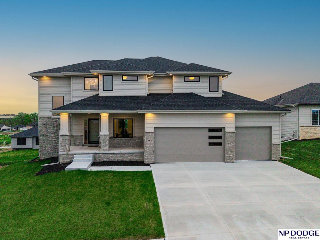 20131 R Street, Omaha, NE 68135