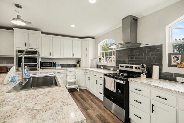 1398 Highway 66, Conway, SC 29526