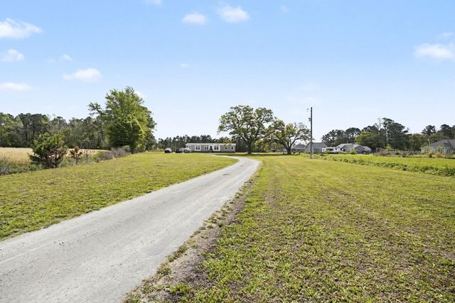 1398 Highway 66, Conway, SC 29526