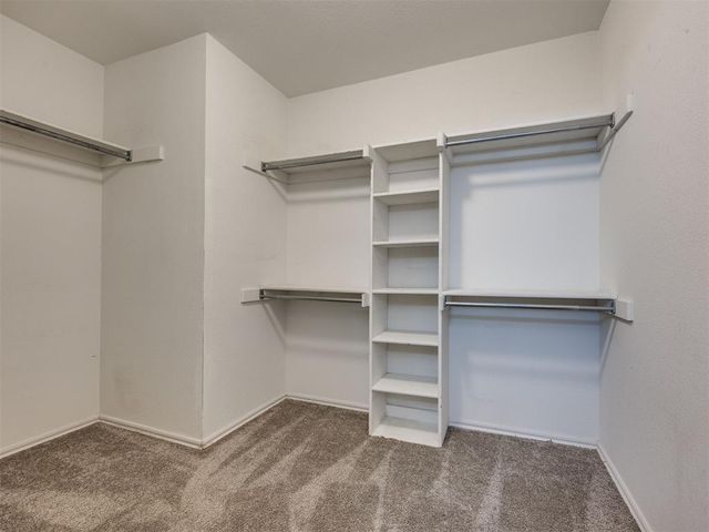 1124 NE 8th Street, Moore, OK 73160