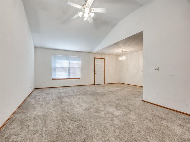 1124 NE 8th Street, Moore, OK 73160