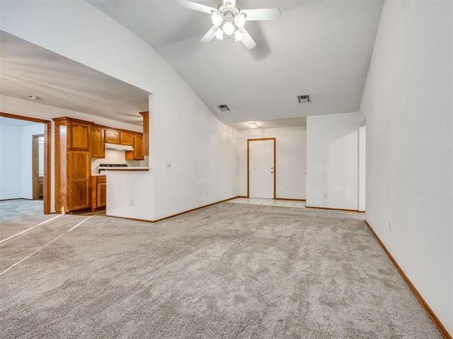 1124 NE 8th Street, Moore, OK 73160