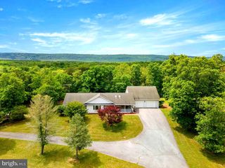 324 SLEEPY CREEK RD, Hedgesville, WV 25427