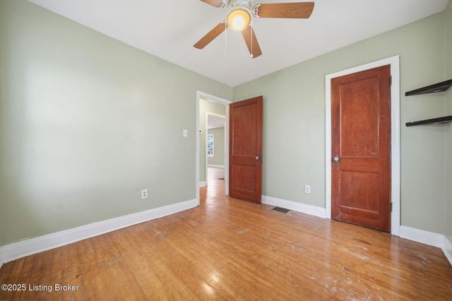 221 Inverness Ave, Louisville, KY 40214