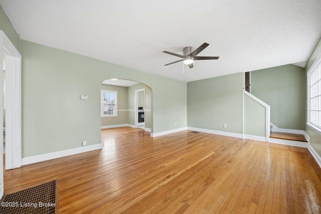 221 Inverness Ave, Louisville, KY 40214