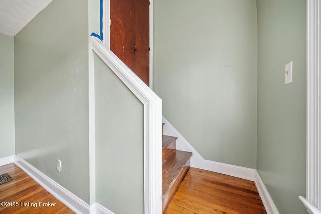 221 Inverness Ave, Louisville, KY 40214