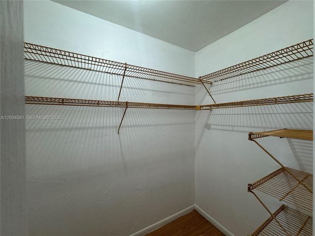 2600 NE 135th St 4J-A, North Miami, FL 33181