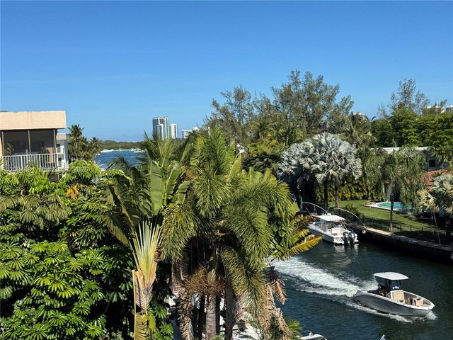 2600 NE 135th St 4J-A, North Miami, FL 33181