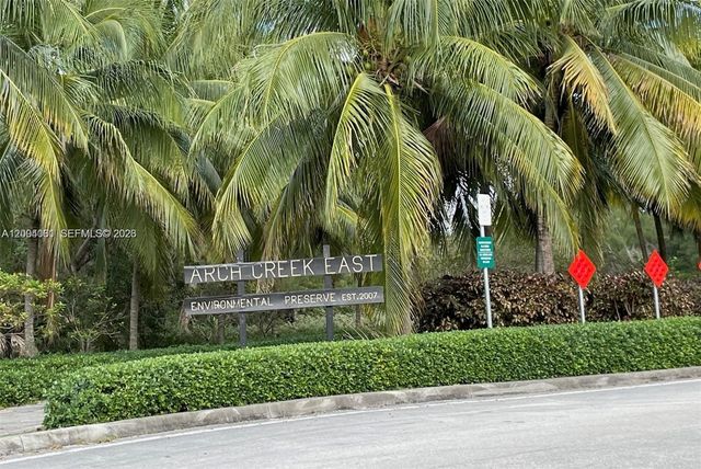 2600 NE 135th St 4J-A, North Miami, FL 33181