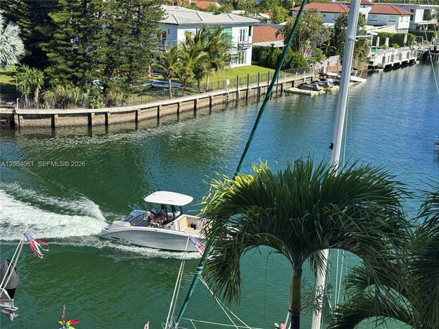 2600 NE 135th St 4J-A, North Miami, FL 33181