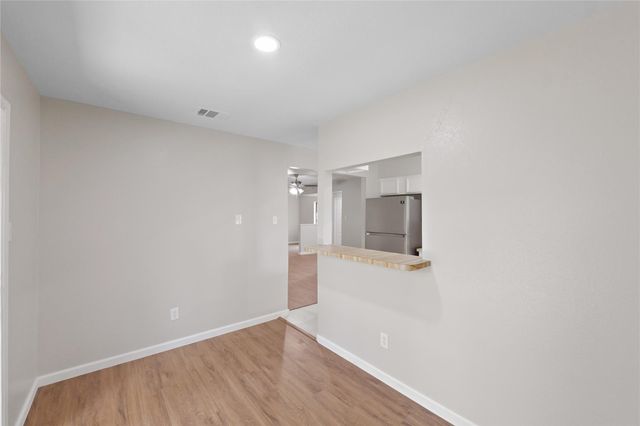 7111 Pinehook Lane, Houston, TX 77016