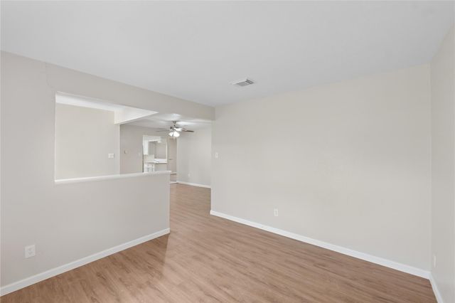 7111 Pinehook Lane, Houston, TX 77016