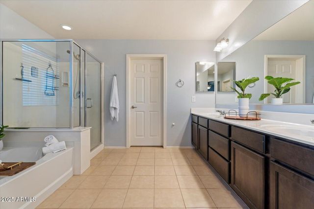 20819 W LEGEND Trail, Buckeye, AZ 85396