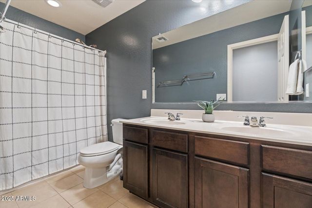 20819 W LEGEND Trail, Buckeye, AZ 85396