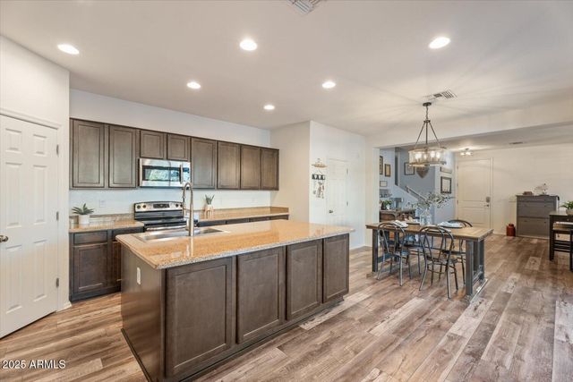 20819 W LEGEND Trail, Buckeye, AZ 85396