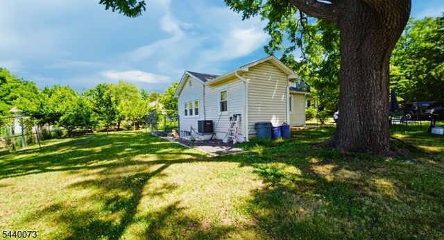 467 Foothill Rd, Bridgewater Twp., NJ 08807