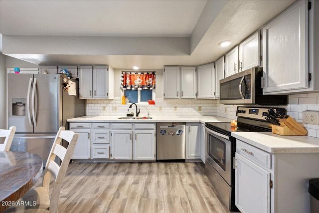 1011 W 5TH Avenue, Apache Junction, AZ 85120