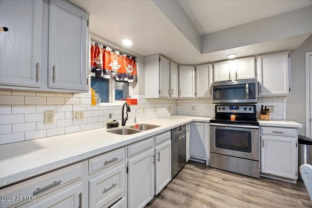 1011 W 5TH Avenue, Apache Junction, AZ 85120