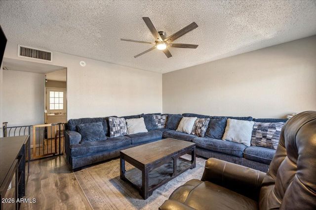 1011 W 5TH Avenue, Apache Junction, AZ 85120