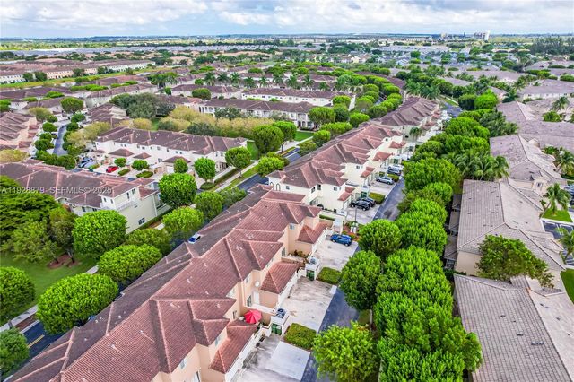 2312 SE 21st St, Homestead, FL 33035