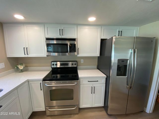 2046 S Emerson, Mesa, AZ 85210