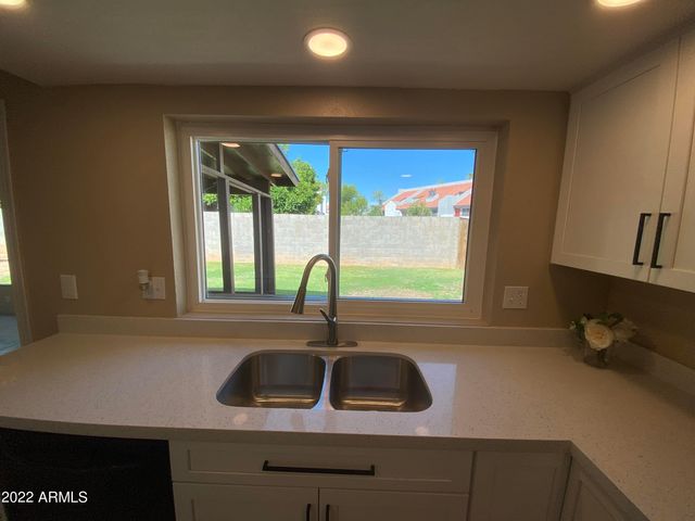 2046 S Emerson, Mesa, AZ 85210