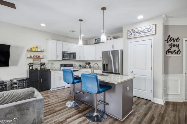 378 Hood Park Drive, Jasper, GA 30143