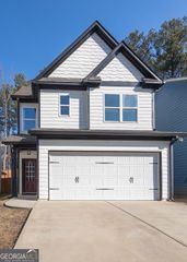 378 Hood Park Drive, Jasper, GA 30143
