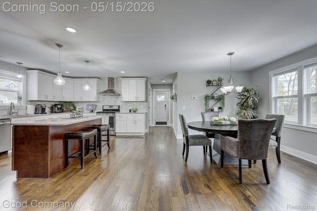 225 N Alexander Avenue, Royal Oak, MI 48067