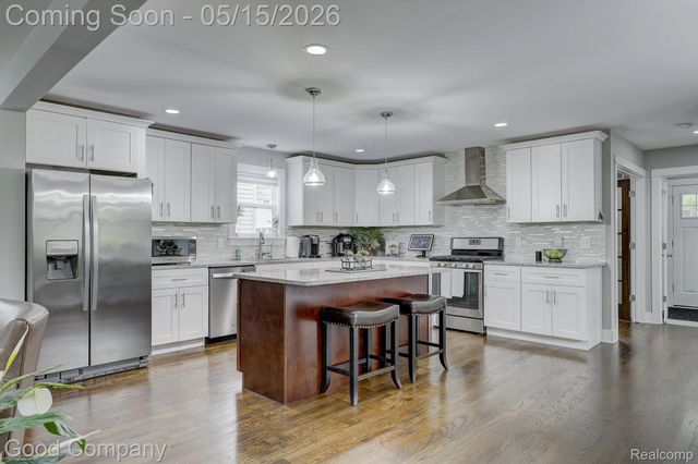 225 N Alexander Avenue, Royal Oak, MI 48067