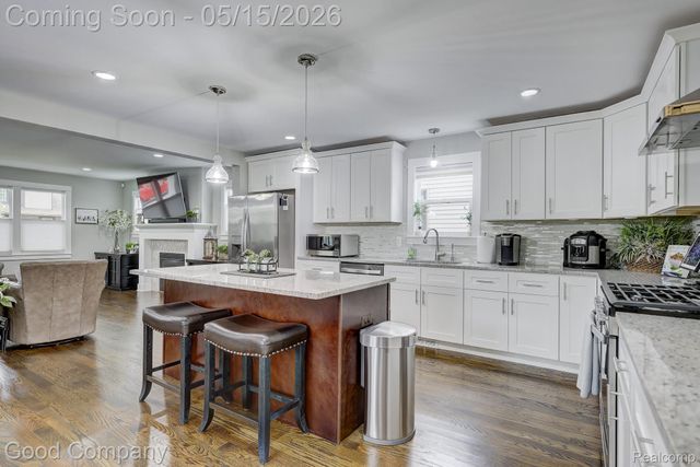 225 N Alexander Avenue, Royal Oak, MI 48067