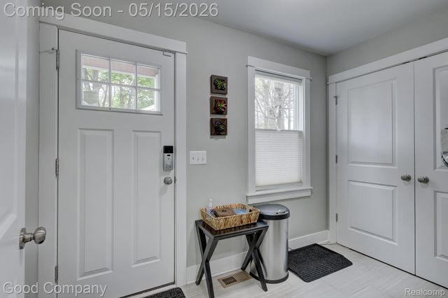 225 N Alexander Avenue, Royal Oak, MI 48067