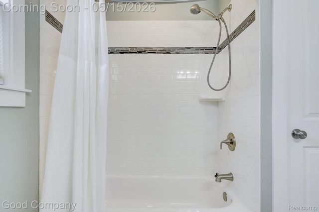225 N Alexander Avenue, Royal Oak, MI 48067