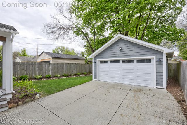 225 N Alexander Avenue, Royal Oak, MI 48067