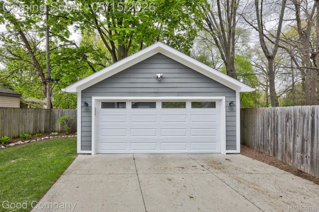 225 N Alexander Avenue, Royal Oak, MI 48067