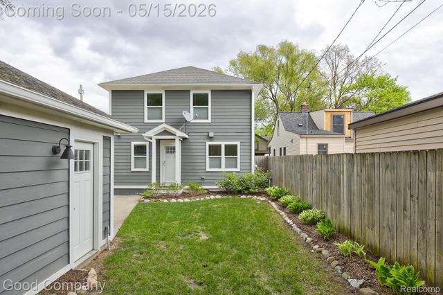 225 N Alexander Avenue, Royal Oak, MI 48067