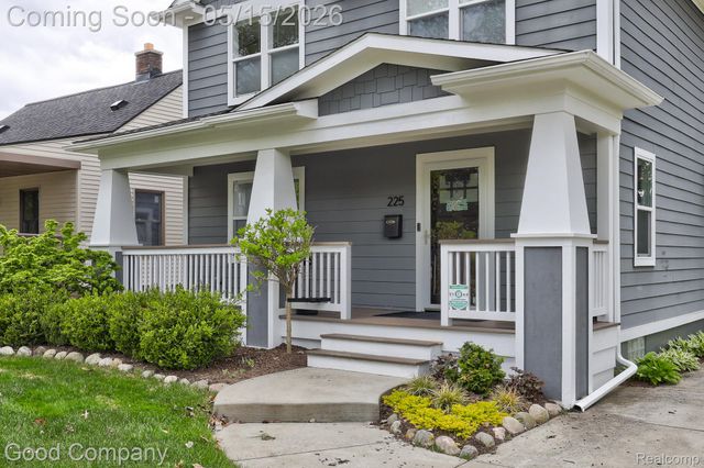 225 N Alexander Avenue, Royal Oak, MI 48067